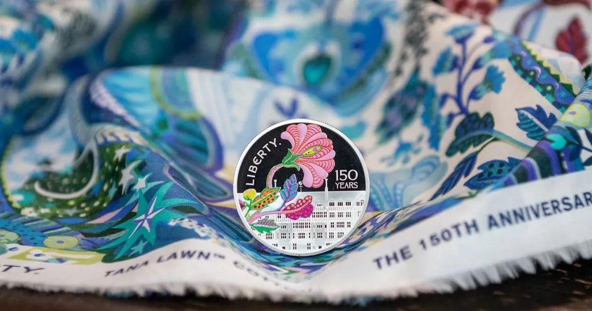 Royal Mint发布限量版5英镑硬币，以纪念150年流行的英国百货商店Liberty